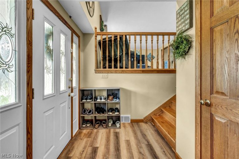 4841 Glenennis Circle, Canton, OH - Photo 3