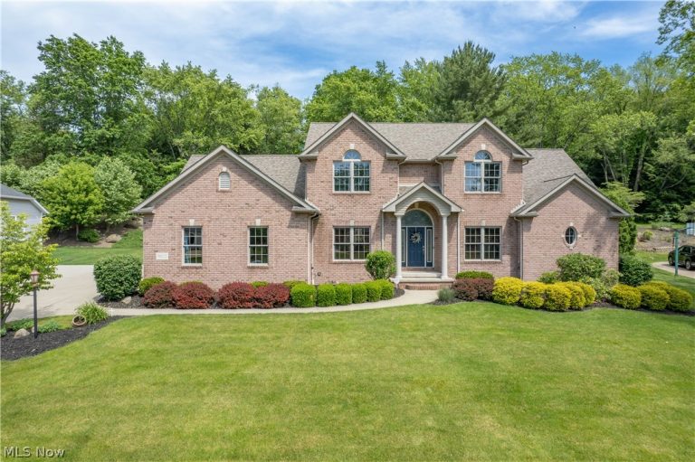 6612 Greyhawk Street, Canton, OH, 44708