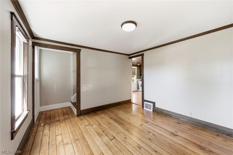 801 College Avenue, Cleveland, OH - Photo 8