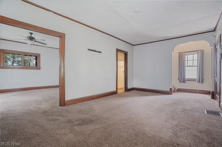 609 Storer Avenue, Akron, OH - Photo 8
