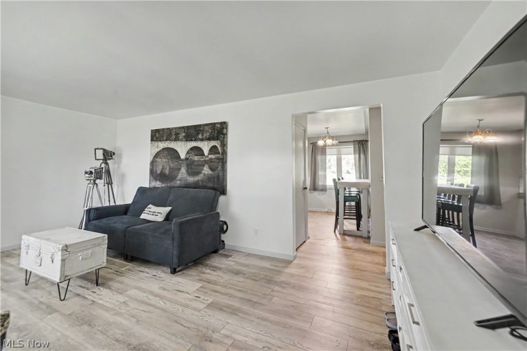 1053 Reed Road, Mansfield, OH - Photo 3