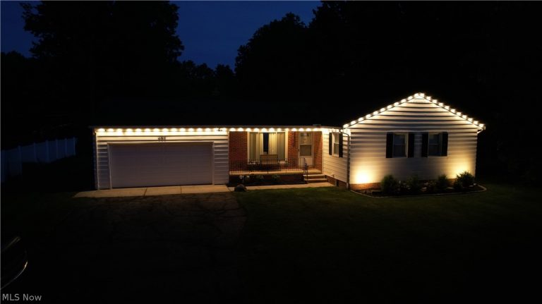 6052 Highland Road, Highland Heights, OH - Photo 2