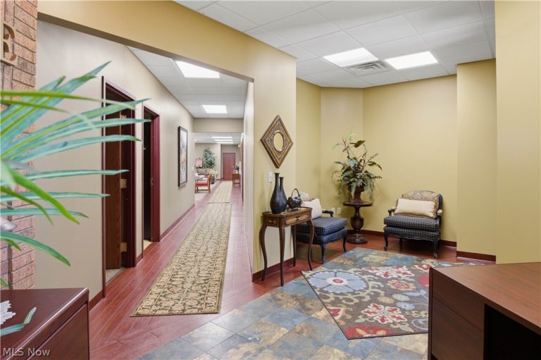 319 Howard Drive, Sandusky, OH - Photo 4