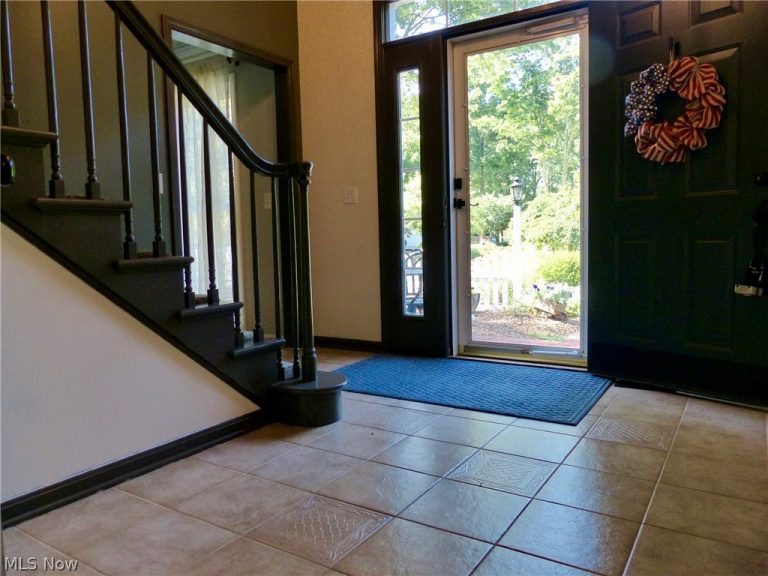 9144 Gregory Court, Mentor, OH - Photo 8