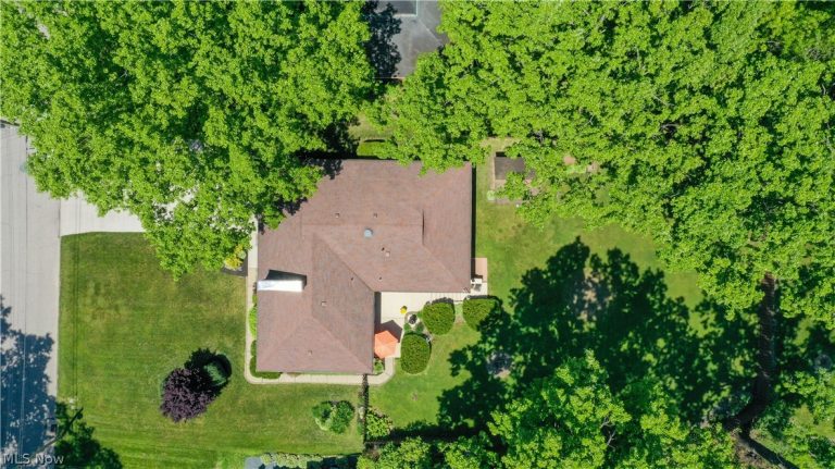 277 Marwood Drive, Warren, OH - Photo 4
