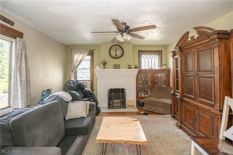 1302 Fulton Road, Canton, OH - Photo 4