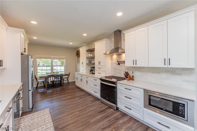 33340 Heartwood Avenue, Avon, OH - Photo 8