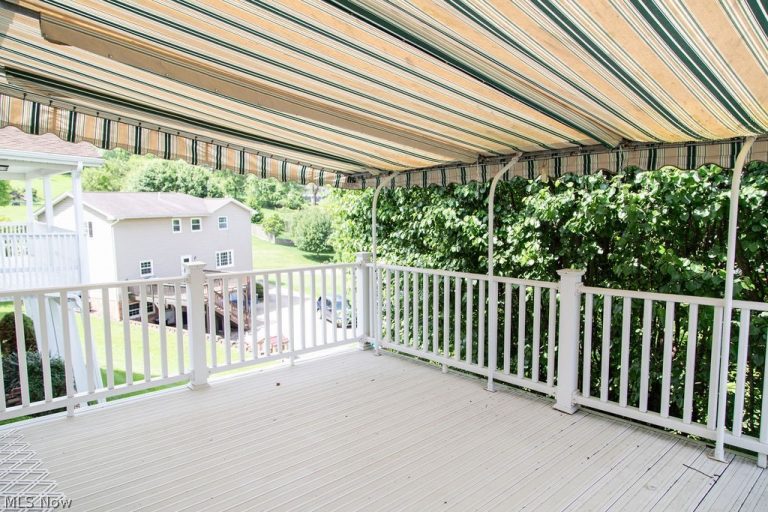 193 Greentree Drive, St Clairsville, OH - Photo 4