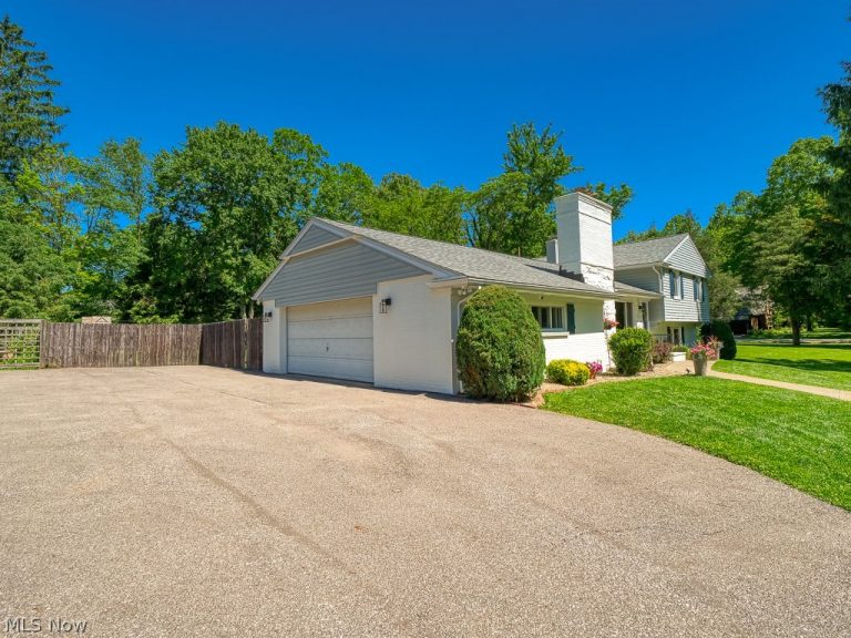 10511 Fitzwater Road, Brecksville, OH - Photo 3