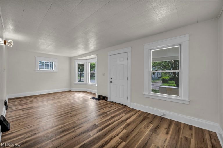 13605 Argus Avenue, Cleveland, OH - Photo 4