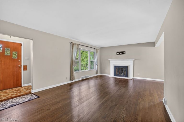 674 Upper Merriman Drive, Akron, OH - Photo 4
