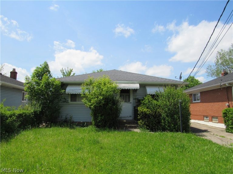4680 Beechgrove Avenue, Garfield Heights, OH, 44125