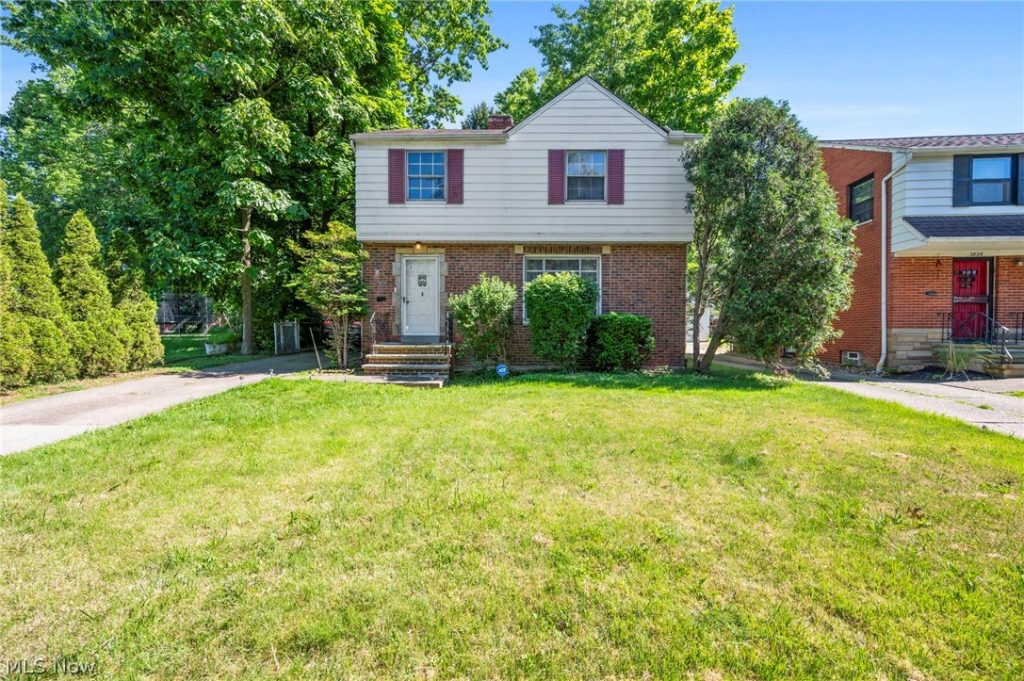 3830 Sherwood Road, South Euclid, OH