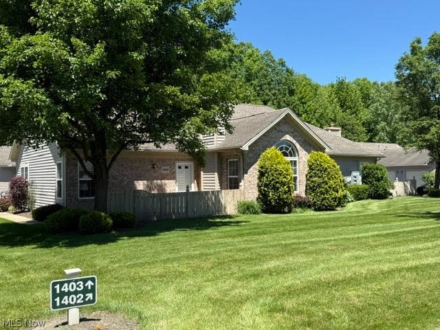 1402 Willow Brook Drive, Warren, OH - Photo 2