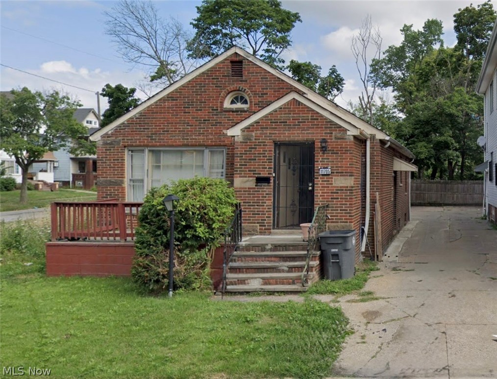 11705 Farringdon, Cleveland, OH