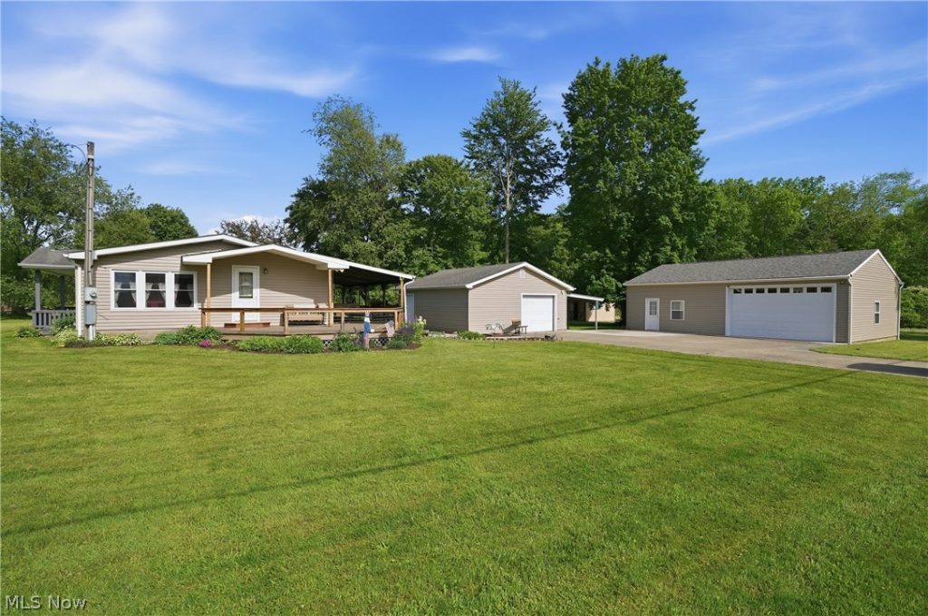 5000 Pymatuning Lake Road, Andover, OH