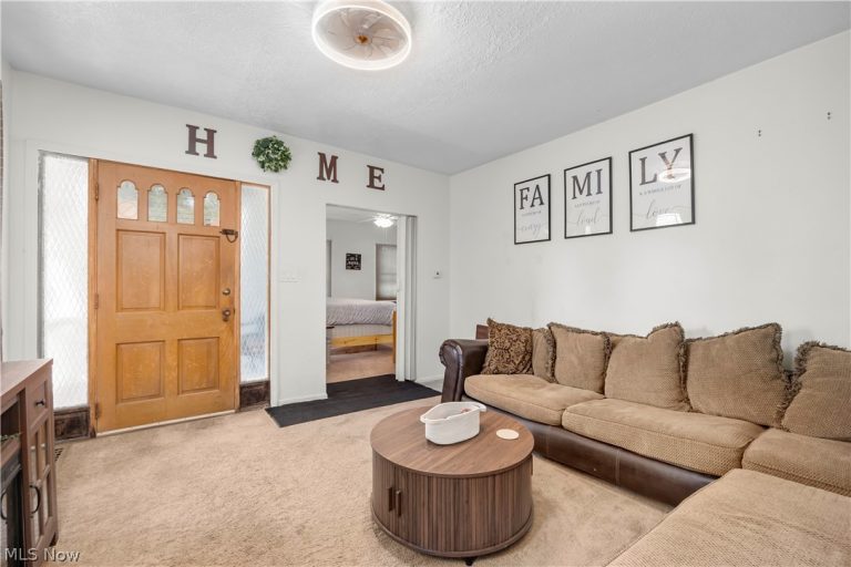 1365 East Avenue, Elyria, OH - Photo 4