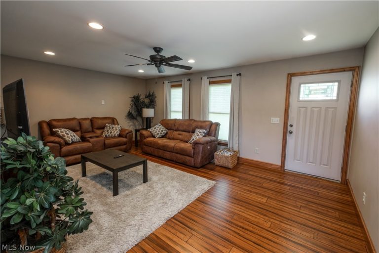 2403 Brokensword Road, Bucyrus, OH - Photo 5