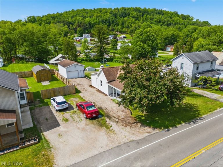 4754 Rutledge Street, Midvale, OH - Photo 4