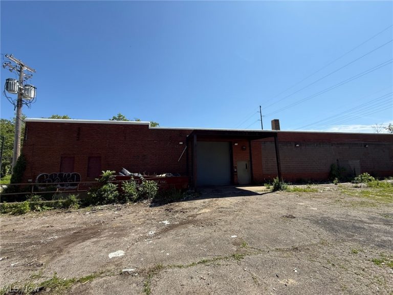 1766 133rd Street #1, East Cleveland, OH, 44112