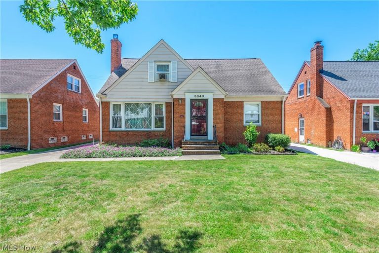 3840 Colony Road, South Euclid, OH, 44118