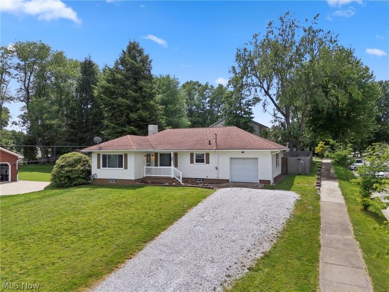 1068 Hilbish Avenue, Akron, OH - Photo 3