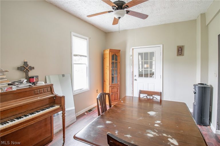126 14th Street, Barberton, OH - Photo 8