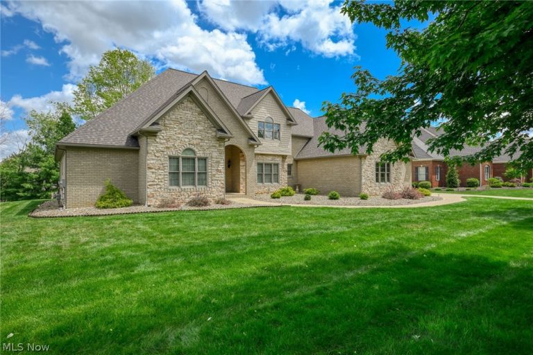 4966 Abbey Church Avenue, Canton, OH - Photo 2