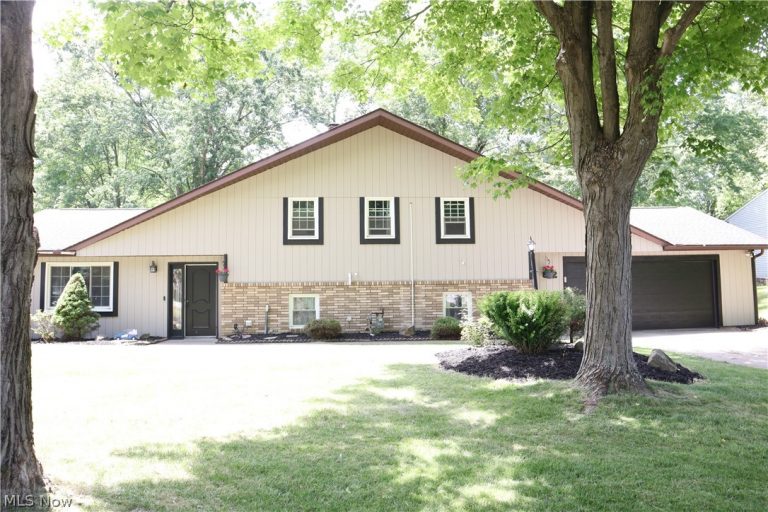 812 Blackfeet Trail, Macedonia, OH, 44056