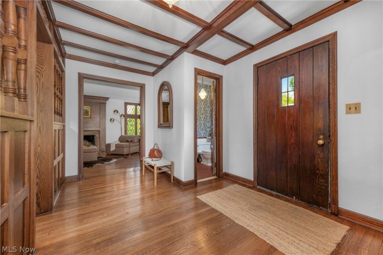 3002 Manchester Road, Shaker Heights, OH - Photo 3
