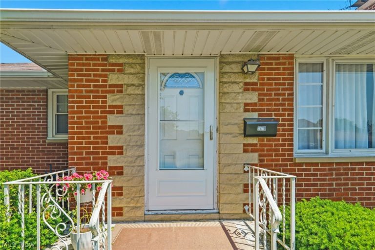 1410 W Valentine, Canton, OH - Photo 4