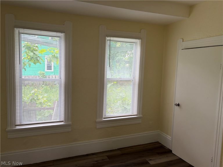 2100 95th Street, Cleveland, OH - Photo 6