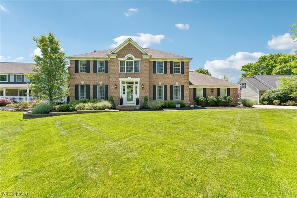 4022 Sunset Drive, Medina, OH