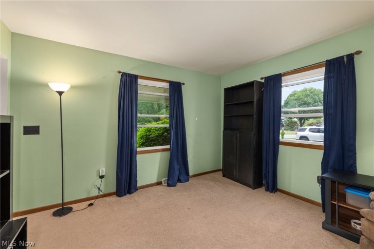 120 Otterbein Drive, Mansfield, OH - Photo 2