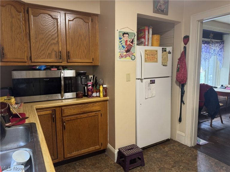82-84 18th Street, Barberton, OH - Photo 4
