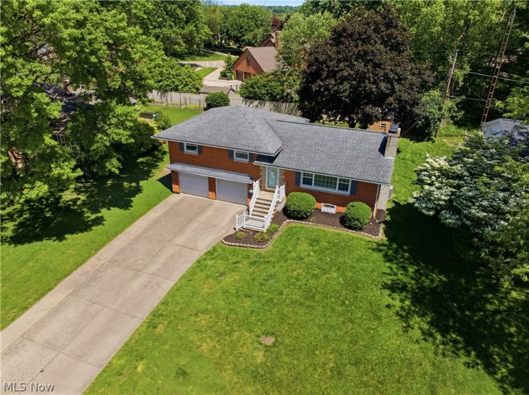 3610 Darien Avenue, Canton, OH - Photo 2