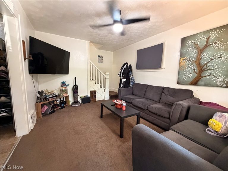 1150 Forest Avenue, Alliance, OH - Photo 4