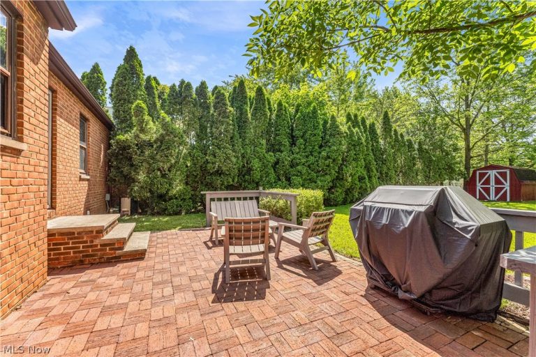5448 Summit Road, Lyndhurst, OH - Photo 5