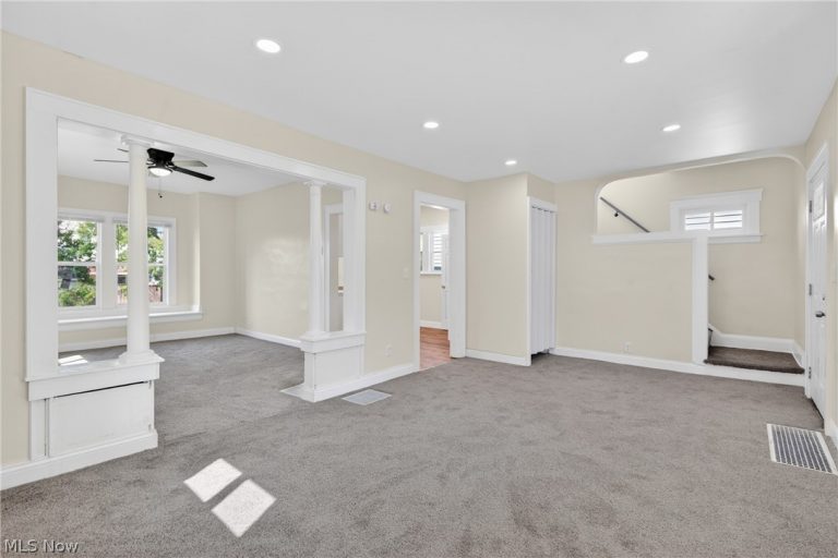 4402 Riverside Avenue, Cleveland, OH - Photo 4