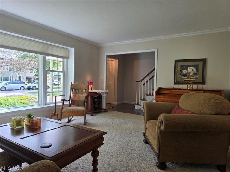 20102 Westhaven Lane, Rocky River, OH - Photo 3