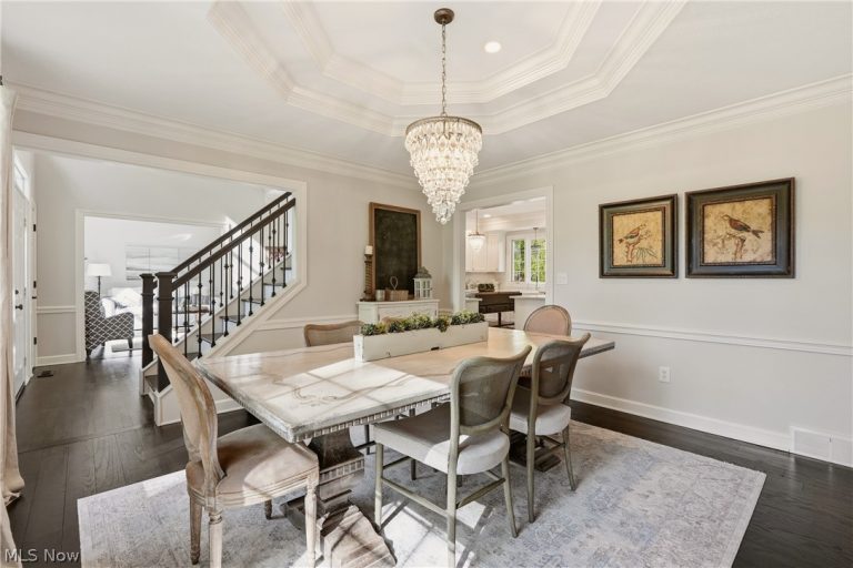 16620 Jennifer Lane, Chagrin Falls, OH - Photo 6