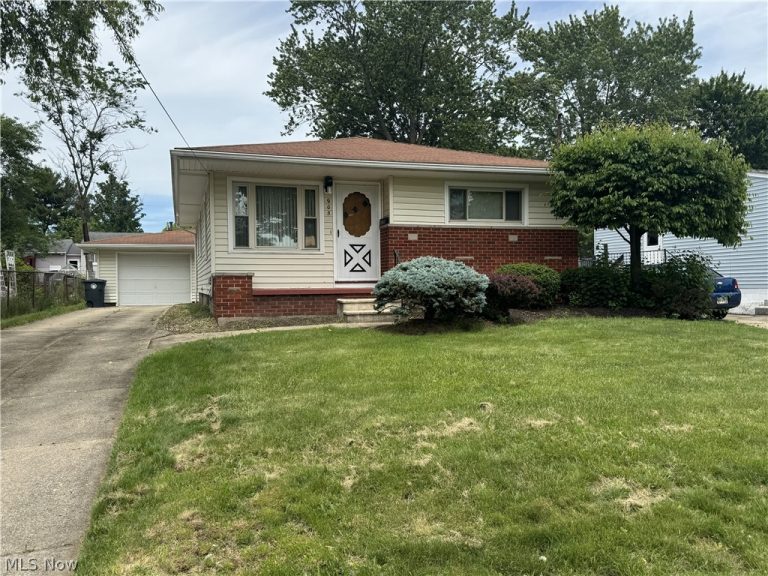 905 Carnegie Avenue, Akron, OH, 44314