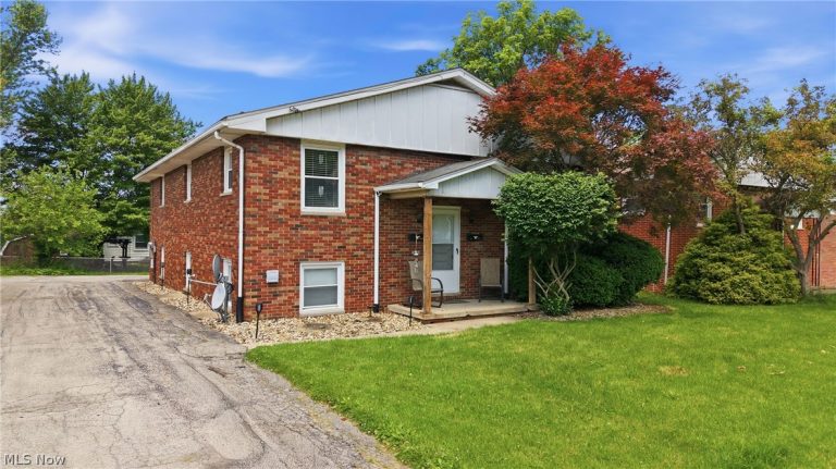 912 Highland Avenue, Girard, OH - Photo 3