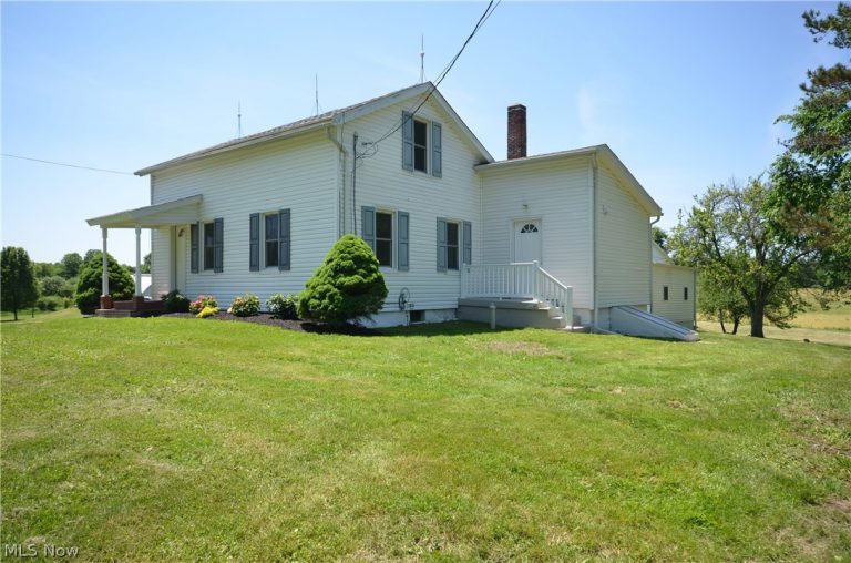989 Industry Road, Atwater, OH - Photo 4