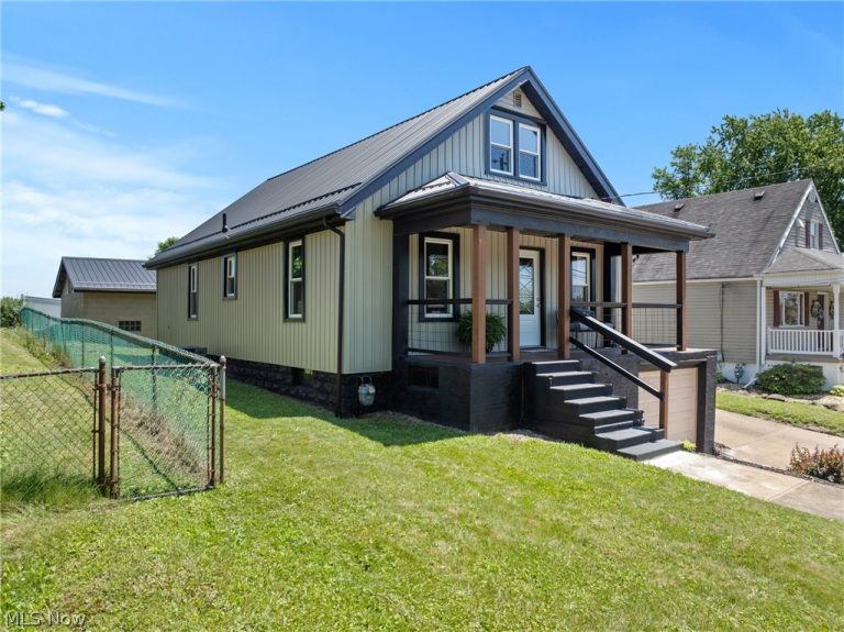 111 Bell Street, Weirton, WV - Photo 3