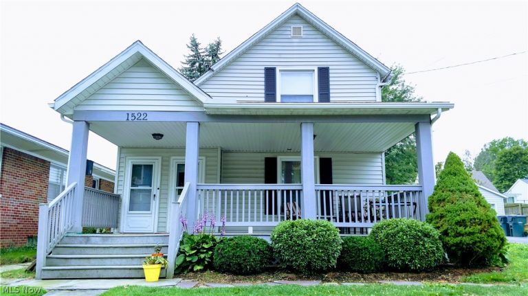 1522 Campbell Street #2, Cuyahoga Falls, OH, 44223