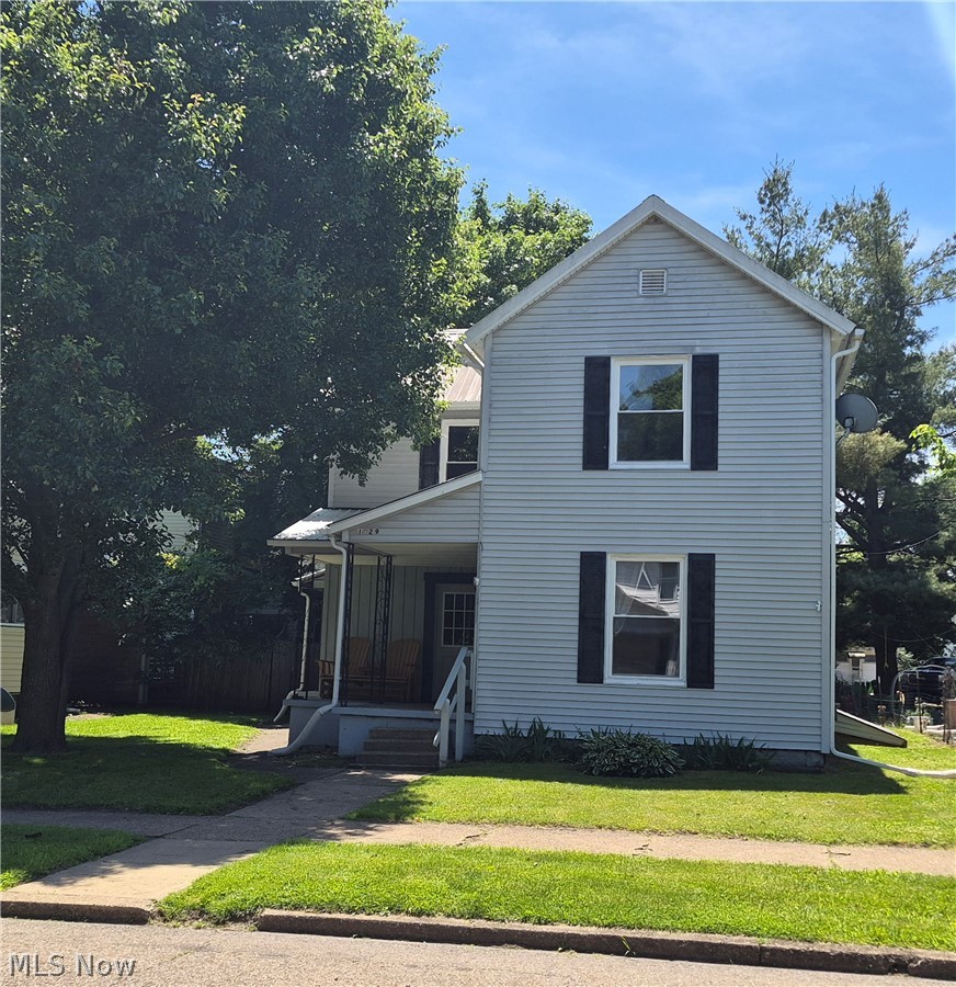 1029 Main Street, Coshocton, OH