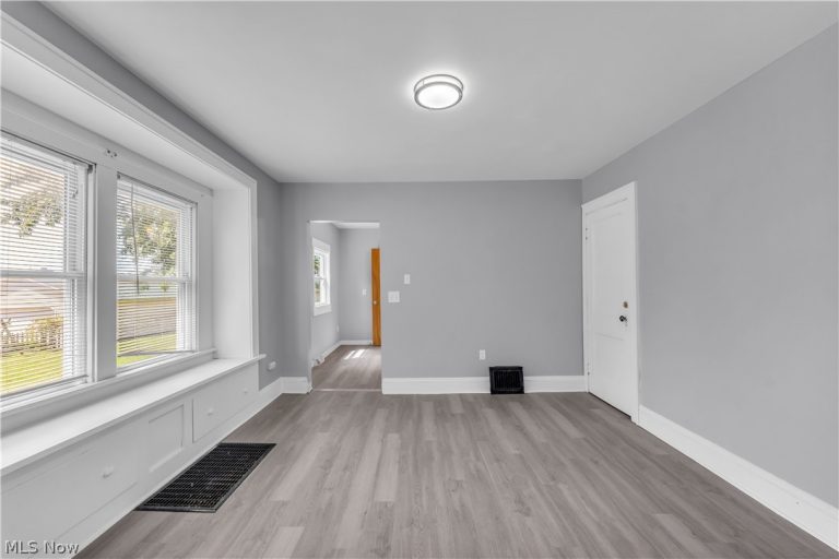 508 Hammel Street #2, Akron, OH - Photo 6
