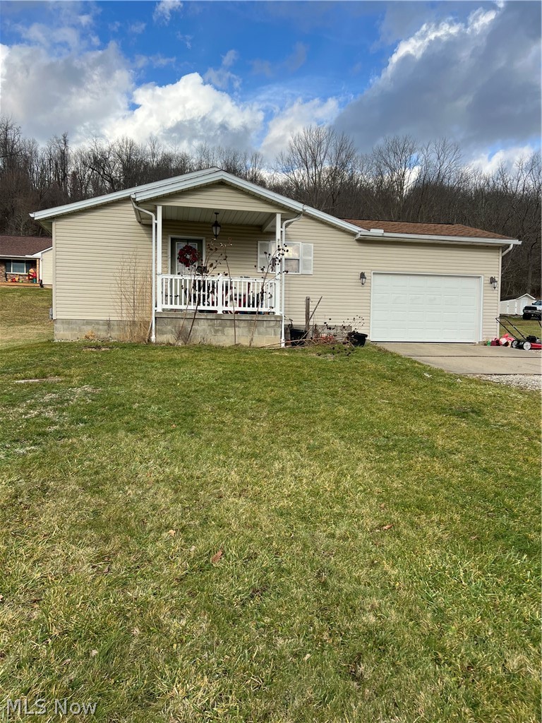 2215 Hilliard Drive, Midvale, OH, 44653