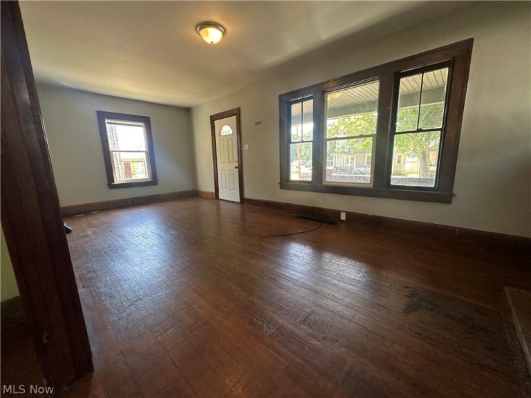 1438 Rowland Avenue, Canton, OH - Photo 5
